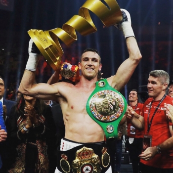 Смит нокаутировал Гроувза и стал победителем турнира WBSS во втором среднем весе